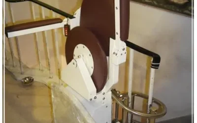 騰城樓梯升降椅-台北無障礙爬梯電梯-朱家