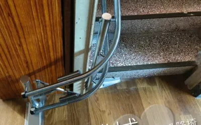 Why did the Hong family in Taoyuan choose the Teng Cheng stair lift when installing a stair-climbing elevator