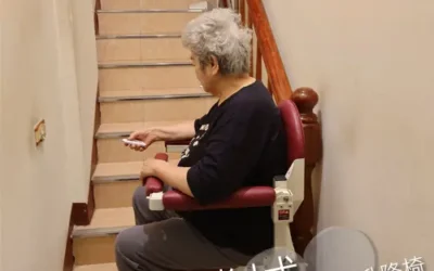 For stair-climbing lifts, choose Teng Cheng stair lift — the electric stair chair at the Sun family’s home in Hsinchu.