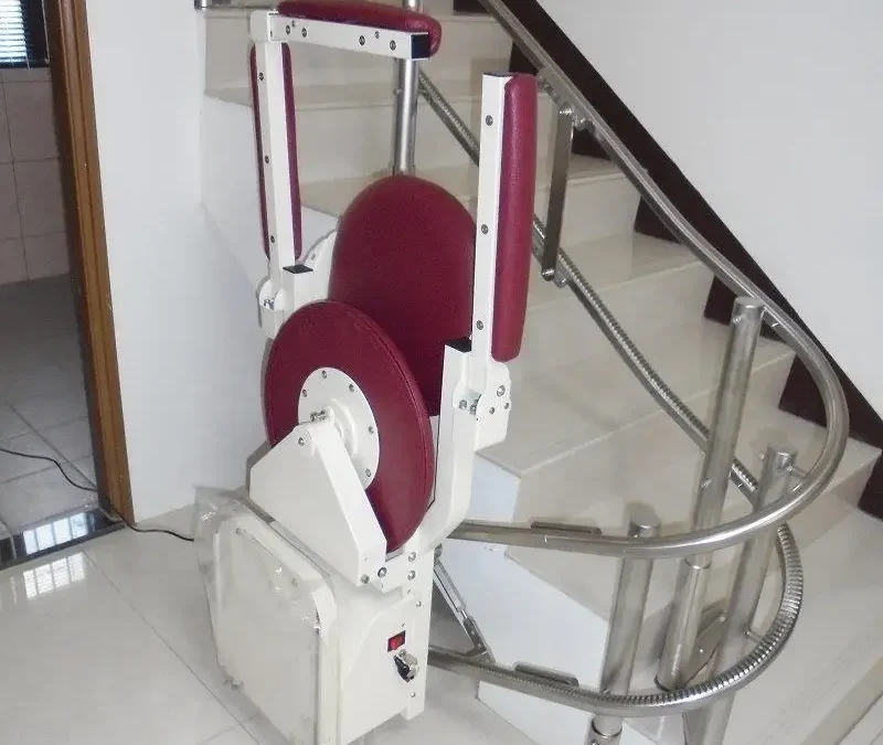 平鎮宋家樓梯升降椅