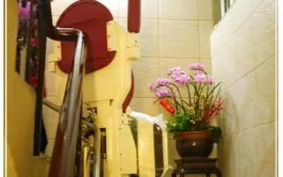 中正周家樓梯升降椅