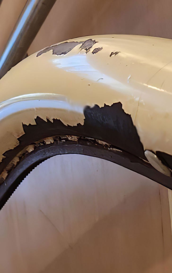 劣質金屬容易產生生鏽與點蝕